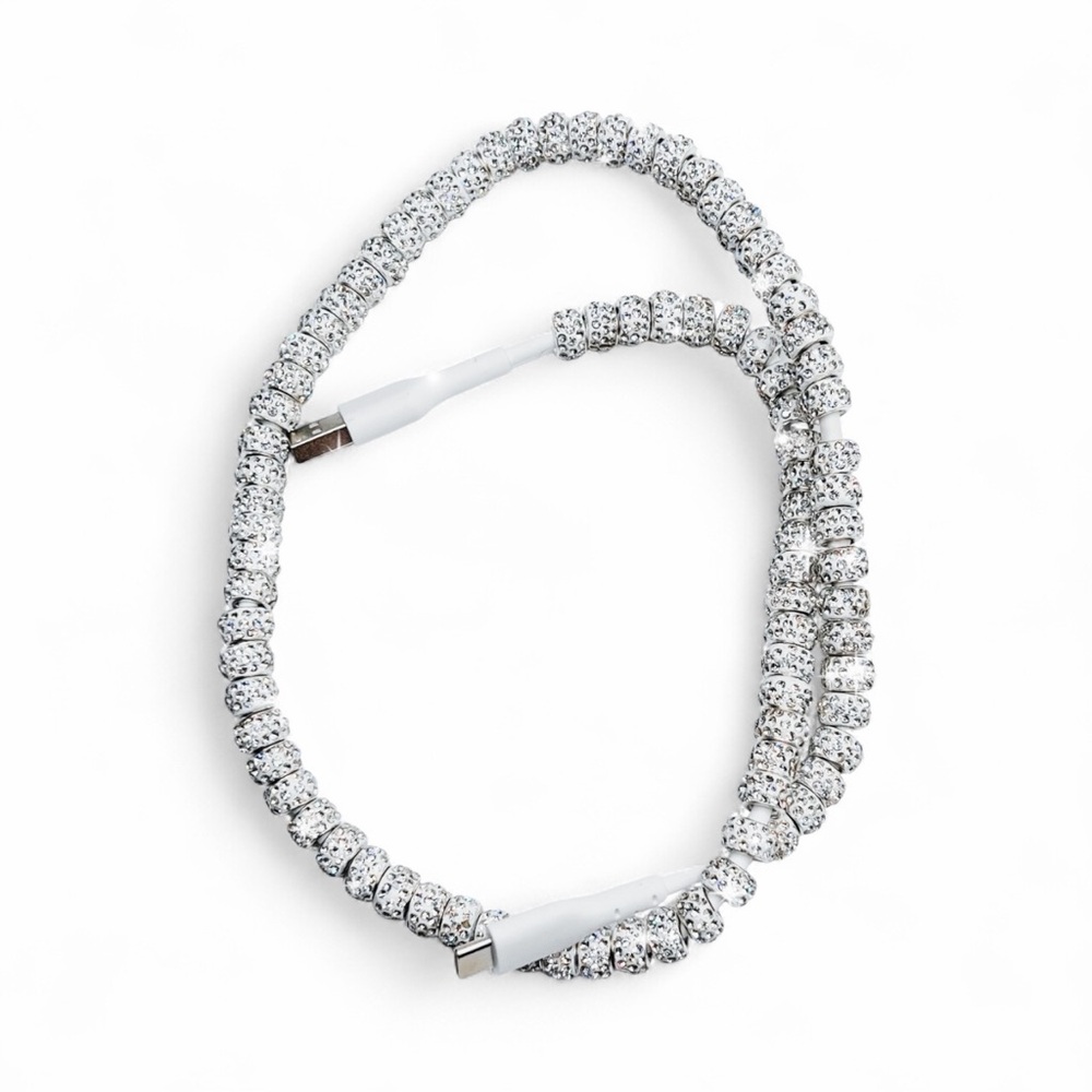 Luxury Rhinestone Car Charger / beaded phone charger